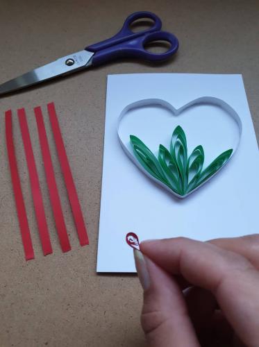 Quilled greetings card tutorial step four Quilled greetings card tutorial step four