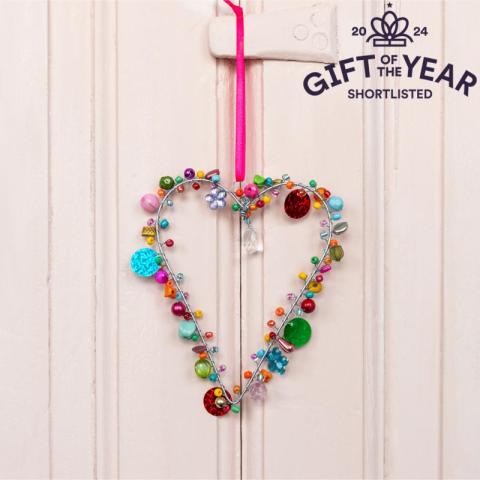 Hanging heart with beads