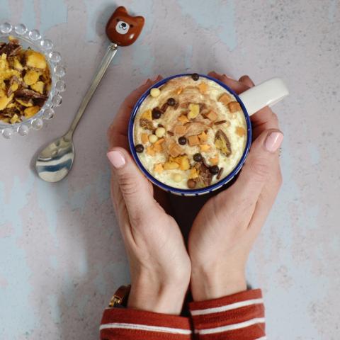Honeycomb toffee crunch hot chocolate Honeycomb toffee crunch hot chocolate