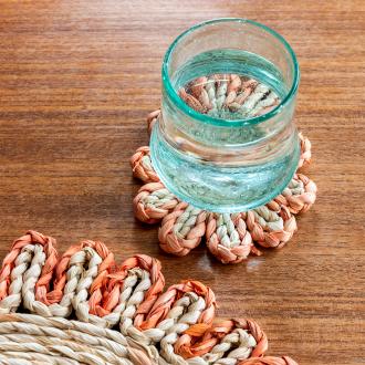 Corn husk coaster - Orange