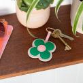 Faux leather keyring - Green daisy