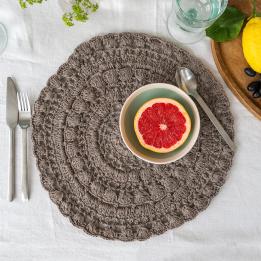 Crochet placemat - Grey