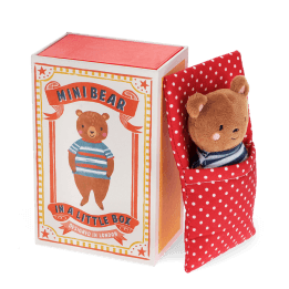 Mini-bear-in-a-little-box