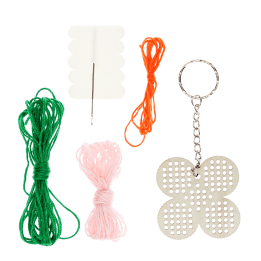 Stitch your own wooden keyring - Daisy