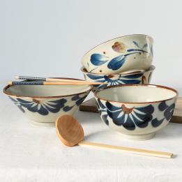 Japanese porcelain bowl 