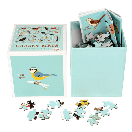 Garden Birds puzzle pieces and guide sheet in box