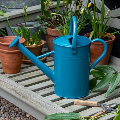 Galvanised steel watering can 4.5L - Blue